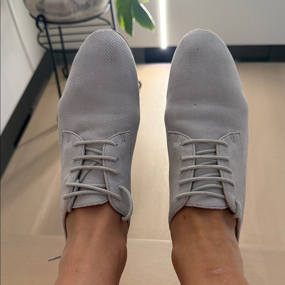 Geox Respira Women’s Oxford Shoes – Gray Suede – EU 40 / US 9